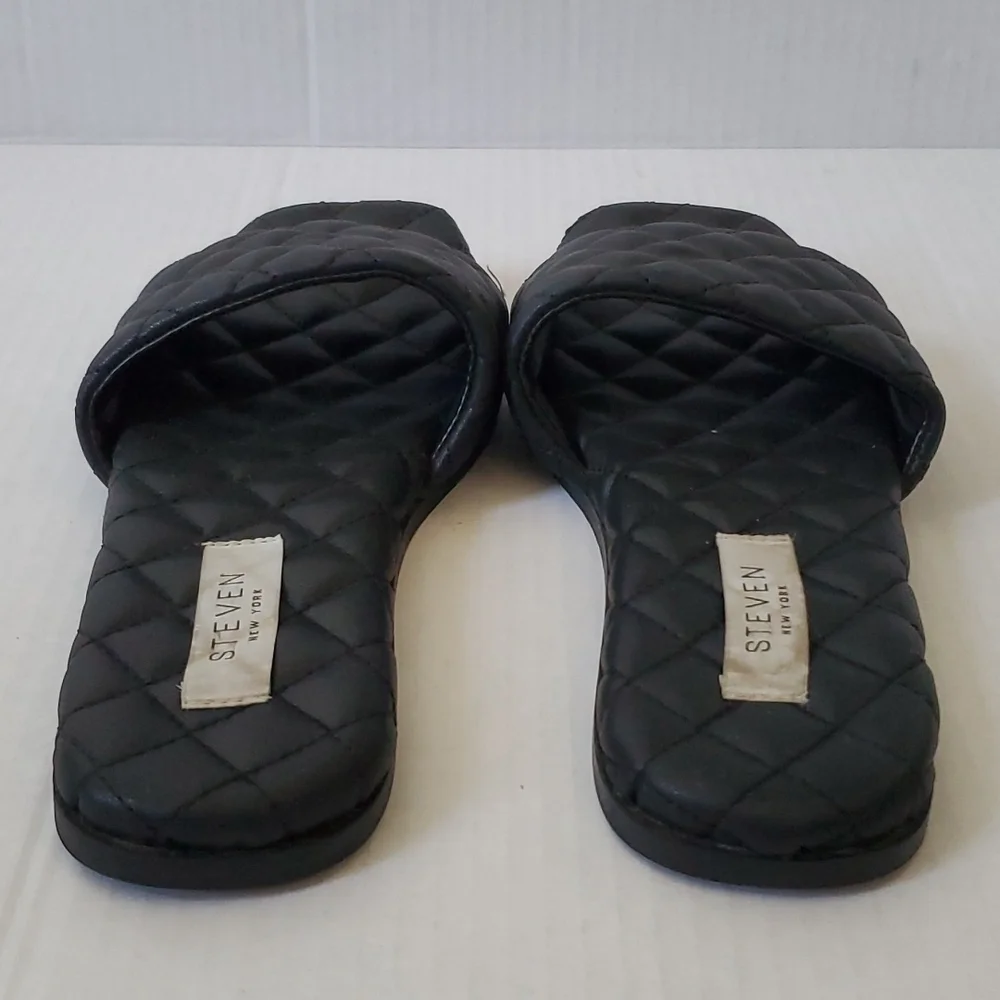 STEVEN by Steve Madden Yuki Sandal Size 6